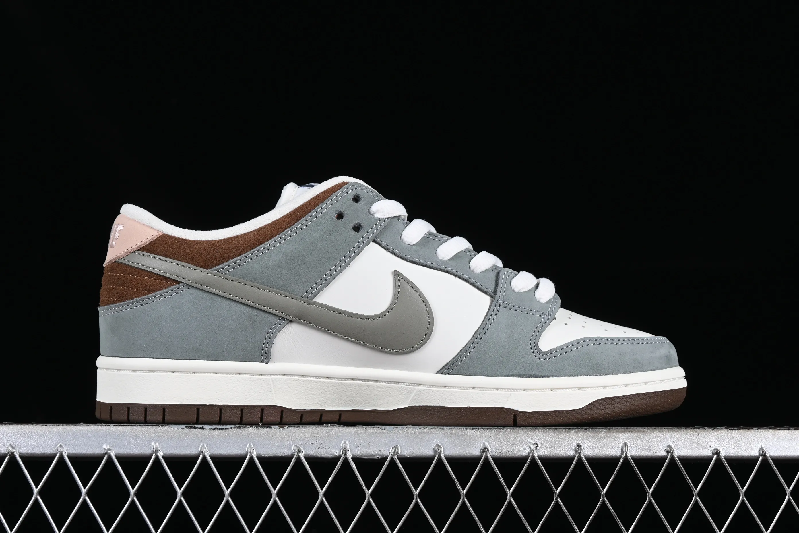All categories Nk SB Dunk Series Nk SB Dunk Low low-top sneakers M version pure original Yuto Horigome x Nk SB Dunk Low joint model SB low-top casual sports skateboard shoes FQ1180-001